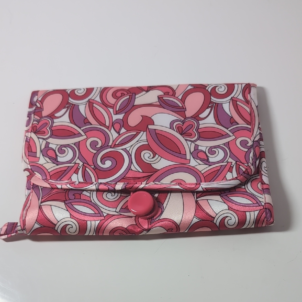 Avon Pink Patterned Women's Travel Bag, Jewelry, Makeup, Toiletries, Etc.